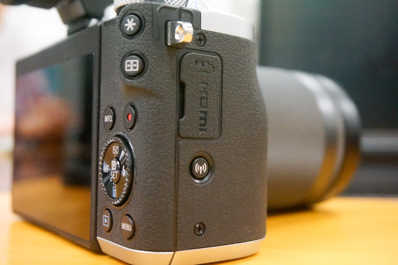 First images of Canon's latest mirrorless camera The EOS M6