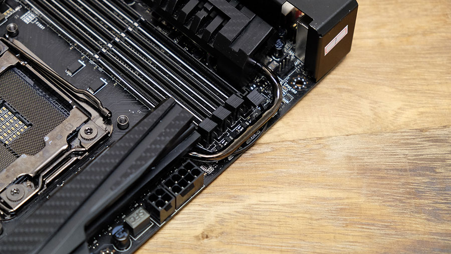 MSI X99A Godlike Gaming Carbon Intel X99 flagship motherboard