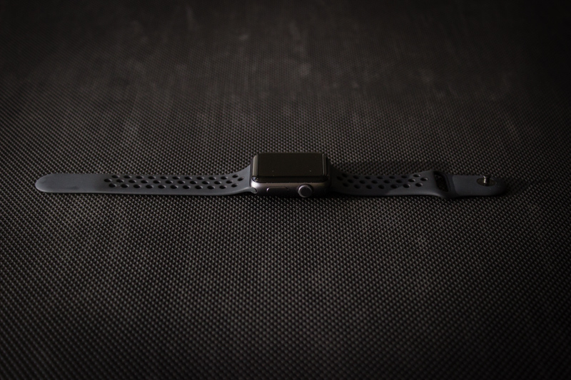 Apple Watch sports band shootout Nike vs. Belkin