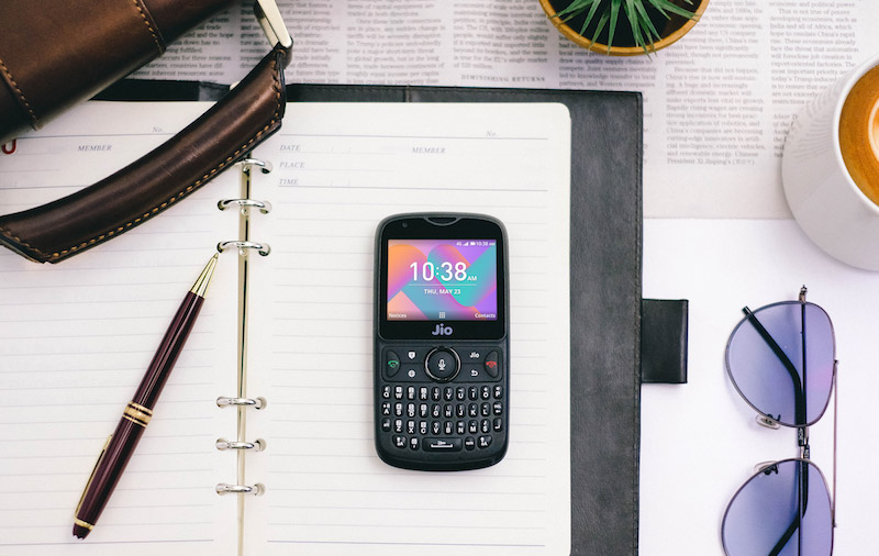Millions of feature phones running KaiOS can now download and use ...